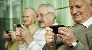انتخاب گوشی مناسب برای افراد سالمند